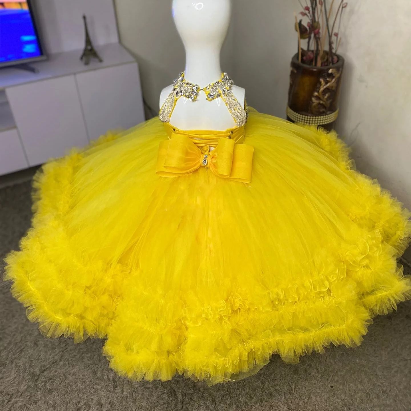 Magnifique robe à fleurs jaune - Baby Clothing Embroidery avis et prix